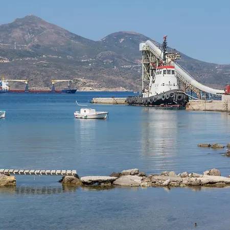 Kanava Seafront I Zefiría