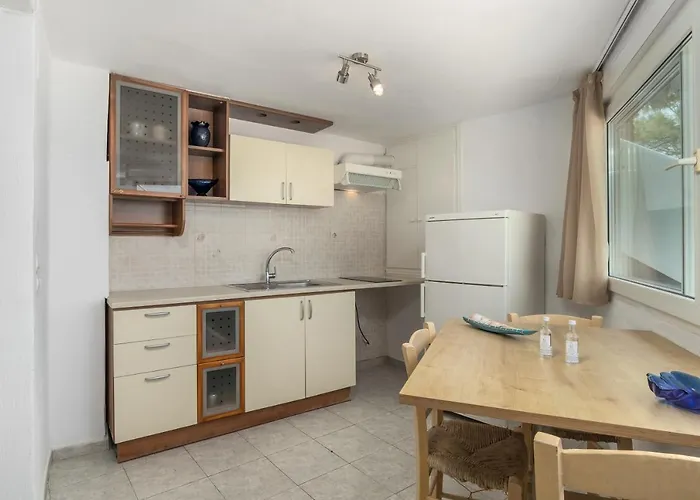 Kanava Seafront I Апартаменты Zefiria