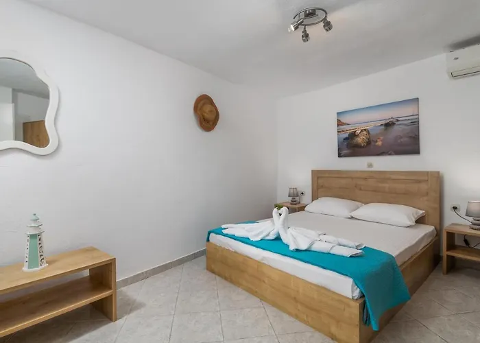 Апартаменты Kanava Seafront I